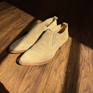 Frye Billy Suede Ankle Bootie NWOT